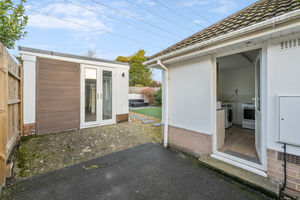 Photo 11- click for photo gallery